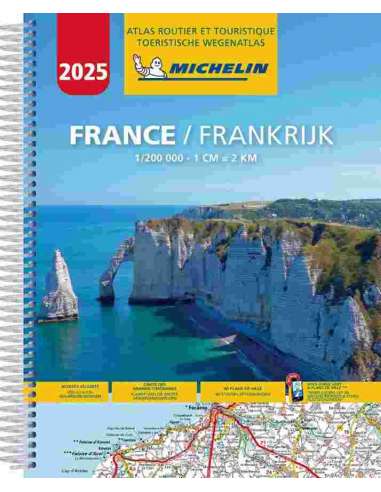 MN 22097 France Atlas 2025 (A4 spiral) -...