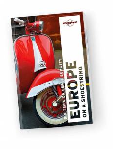 Europe on a Shoestring travel guide - Európa útikönyv -...